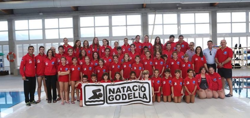 Puesta de largo del Club Natació Godella para la temporada 2016/17